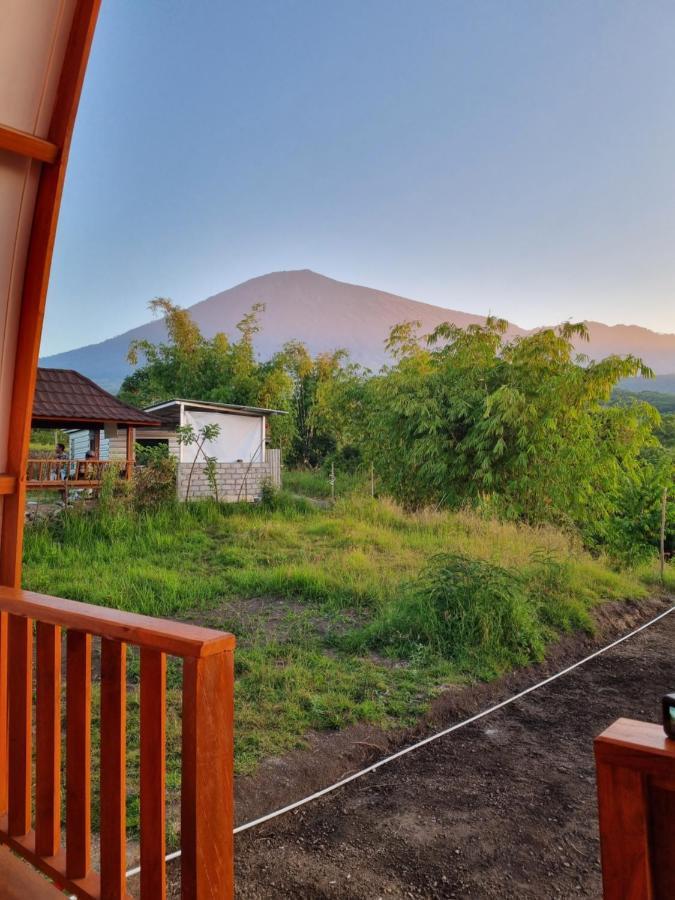 Family Rinjani Bungalow Sajang Eksteriør billede