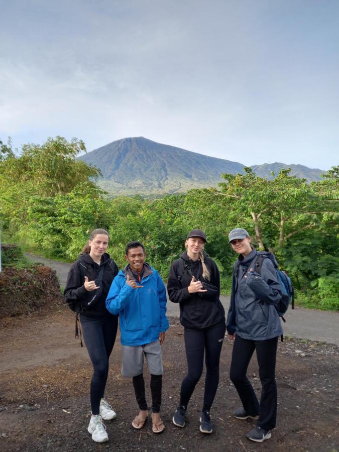 Family Rinjani Bungalow Sajang Eksteriør billede