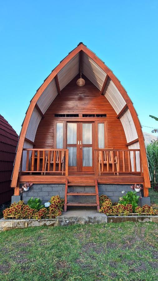 Family Rinjani Bungalow Sajang Eksteriør billede