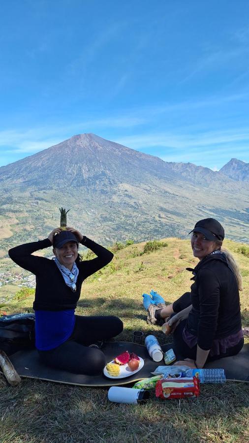 Family Rinjani Bungalow Sajang Eksteriør billede