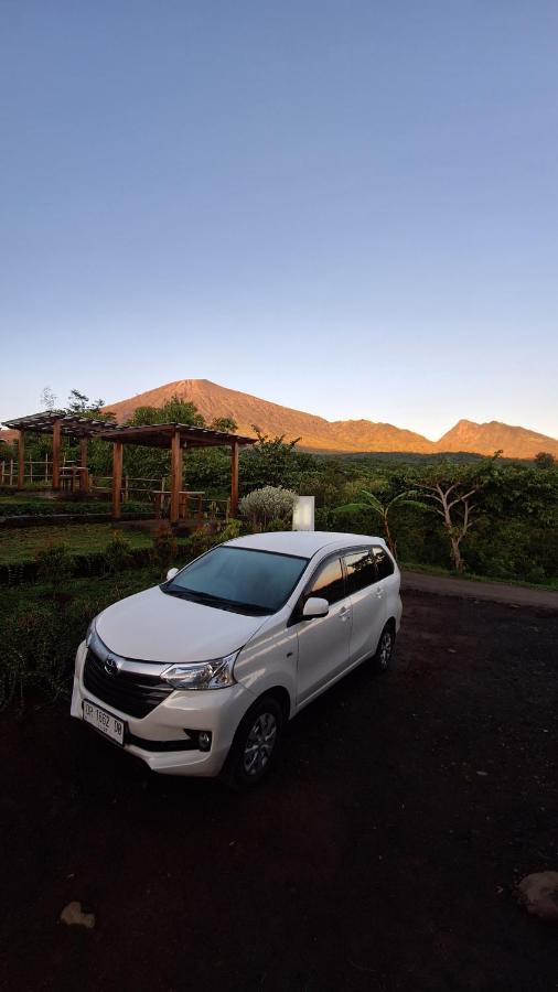 Family Rinjani Bungalow Sajang Eksteriør billede