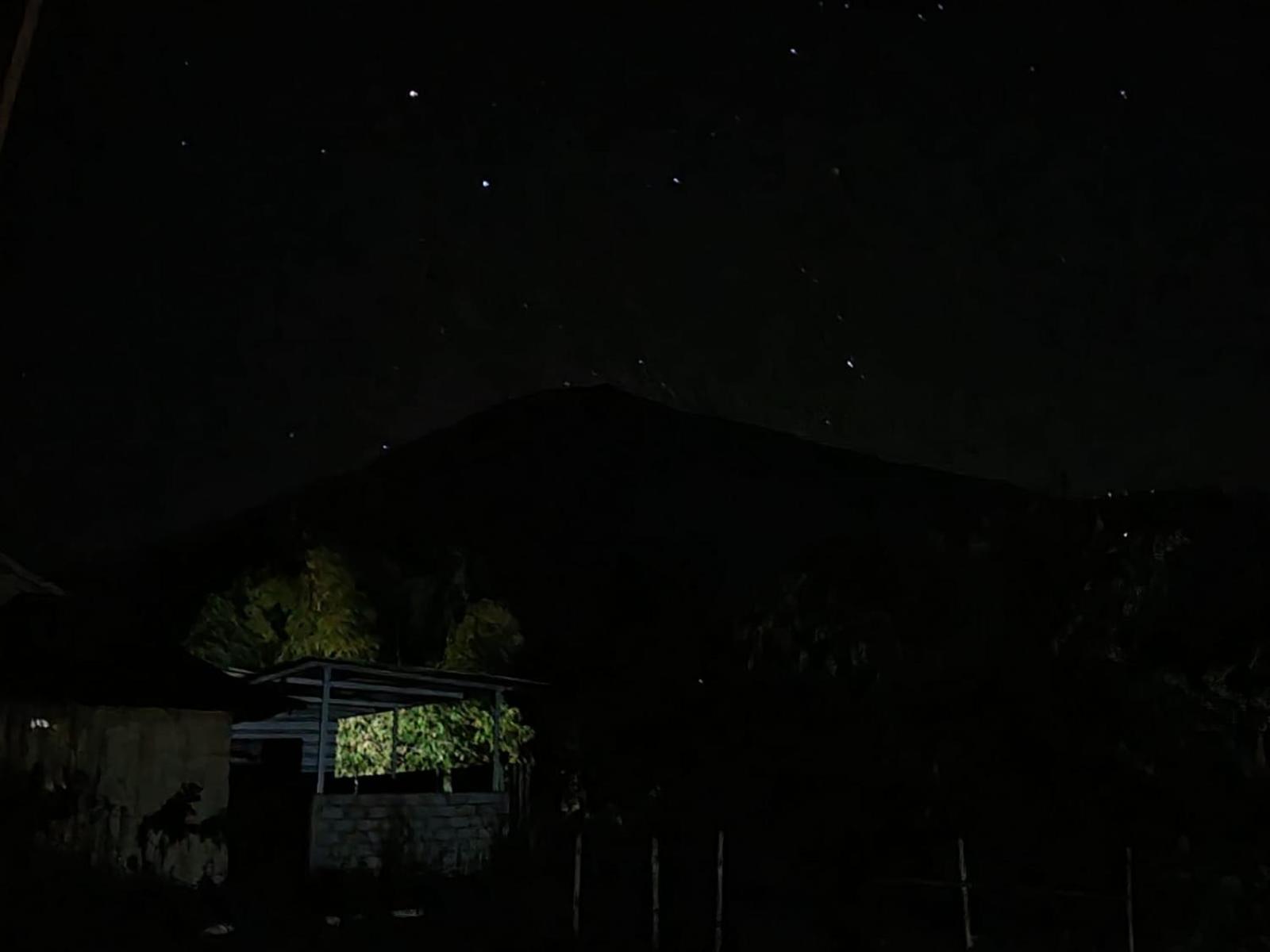 Family Rinjani Bungalow Sajang Eksteriør billede